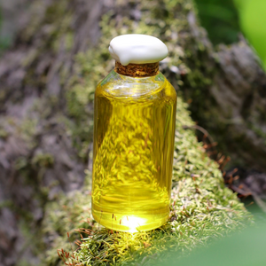 Light of Eärendil is a magical elven potion. This botanical infused oil is organic, vegan, wild crafted and zero waste.